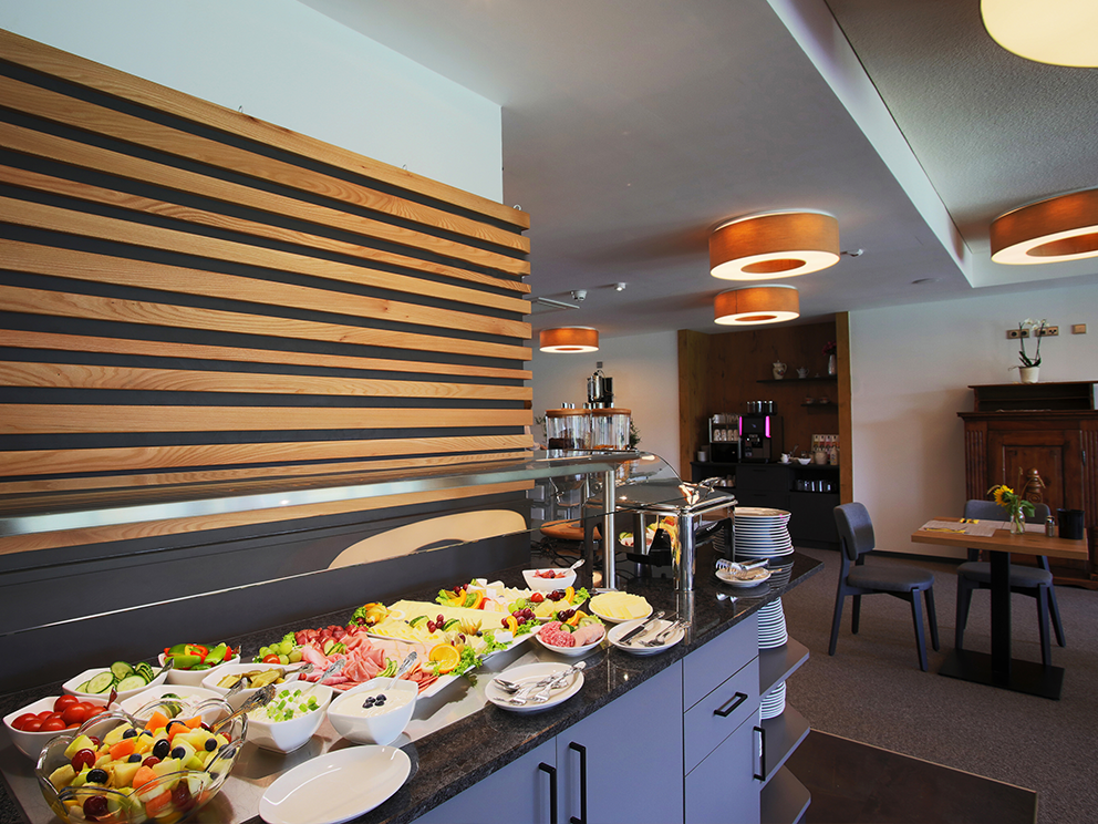 Frühstüchsbuffet-Grohnder-Fährhaus-Hameln-Grohnde